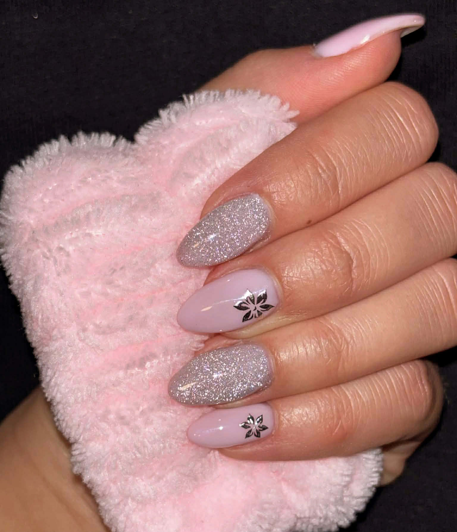 Pelikán Szépségszalon - Budapest, 22. kerület - Kézápolás, manikűr és műköröm 